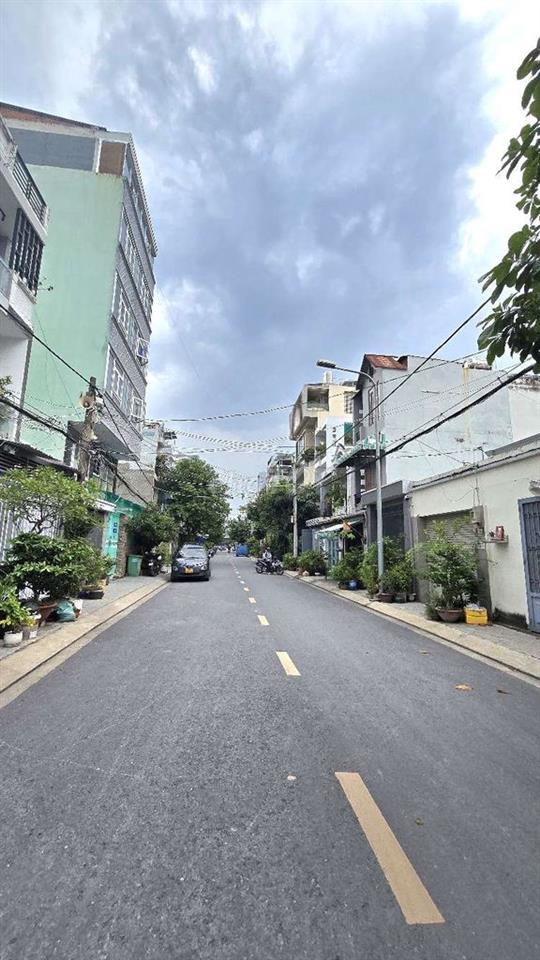 NHÀ THUÊ CẤP 4 MẶT TIỀN ĐƯỜNG