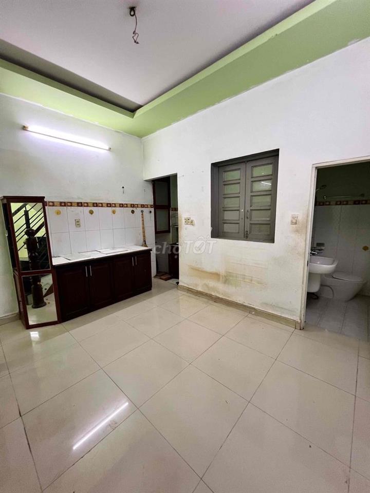 CHO THUÊ NHÀ HẺM 88 NGUYỄN VĂN QUỲ 4M x 10M - 2 Lầu - 3PN