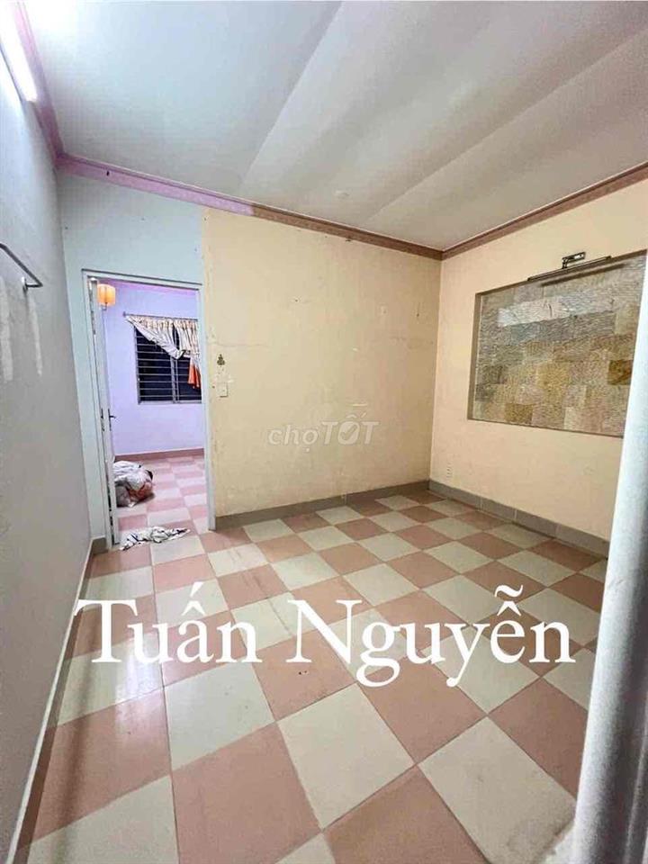 CHO THUÊ NHÀ HẺM NGUYỄN VĂN QUỲ QUẬN 7 - 4mx27m - 3PN - 2WC