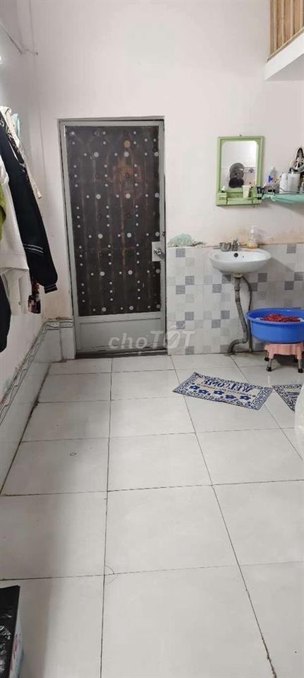 cho thue nha cap 4, gác lửng 