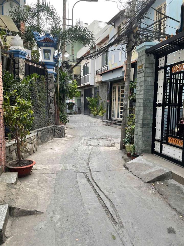 NHÀ FULL NỘI THẤT HẺM 30 LÂM VĂN BỀN 