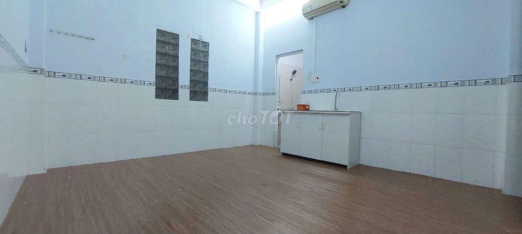 CHO THUÊ TRỌ HẺM 109 Dương Bá TRẠC, CẦU Nguyễn Văn CỪ 
