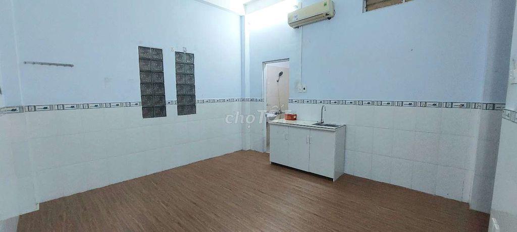 CHO THUÊ TRỌ HẺM 109 Dương Bá TRẠC, CẦU Nguyễn Văn CỪ 