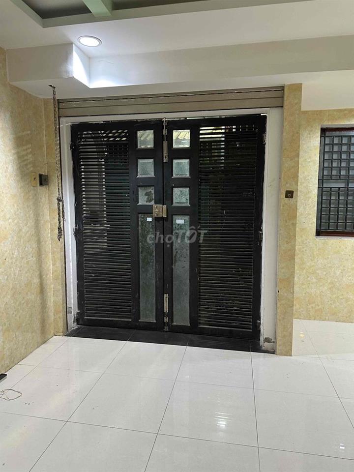 cho thuê nhà 1trệt 2 lầu  3 pngủ , 3 vệ sinh 1 phòng bếp , 1 phòng kh