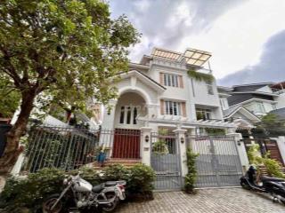 CHO THUÊ BIỆT THỰ FULL NỘI THẤT 5 Phòng Ngủ 65 triệu