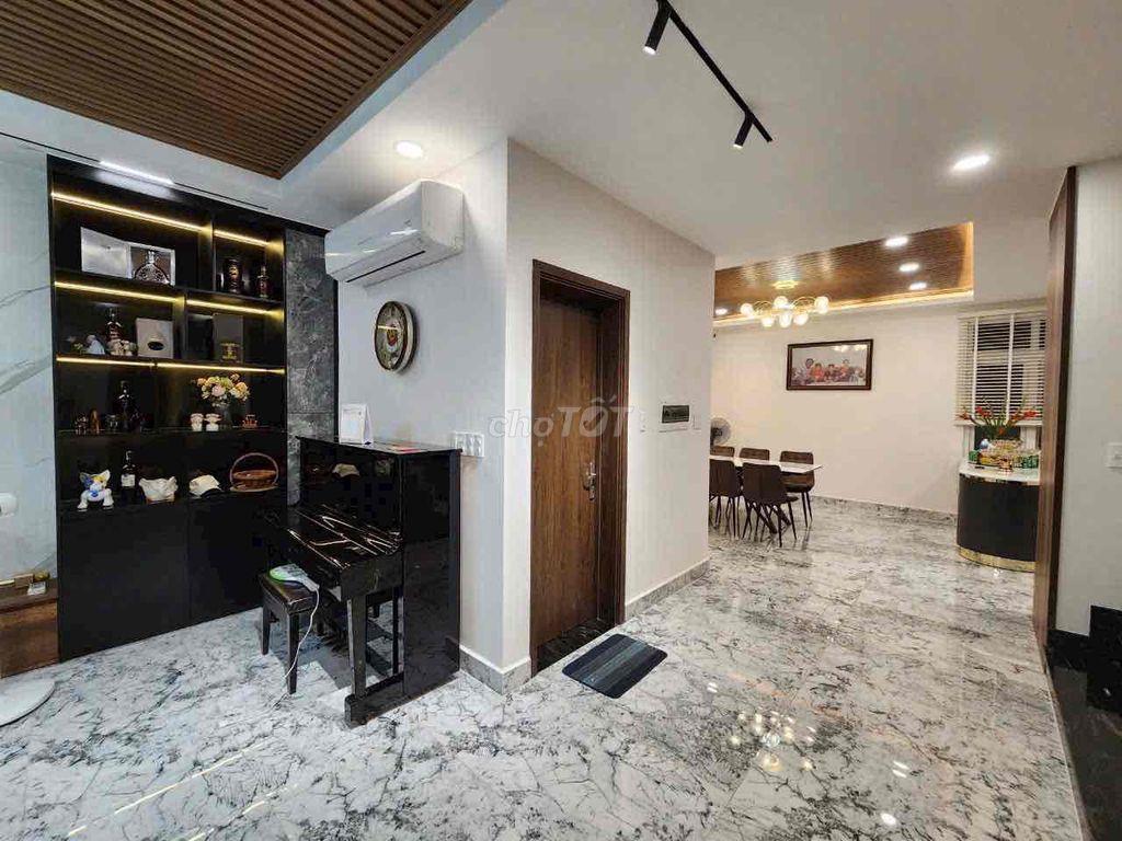 CHO THUÊ BIỆT THỰ CÓ THANG MÁY - 5 PHÒNG NGỦ - 50 Triệu