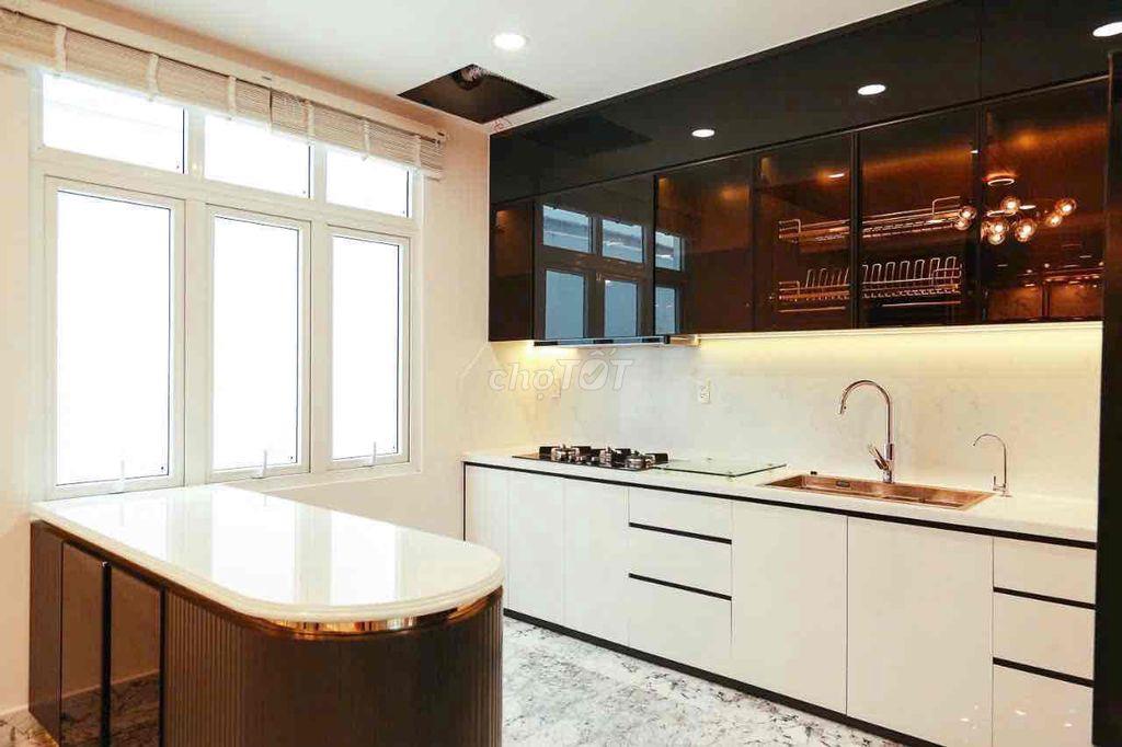 CHO THUÊ BIỆT THỰ CÓ THANG MÁY - 5 PHÒNG NGỦ - 50 Triệu