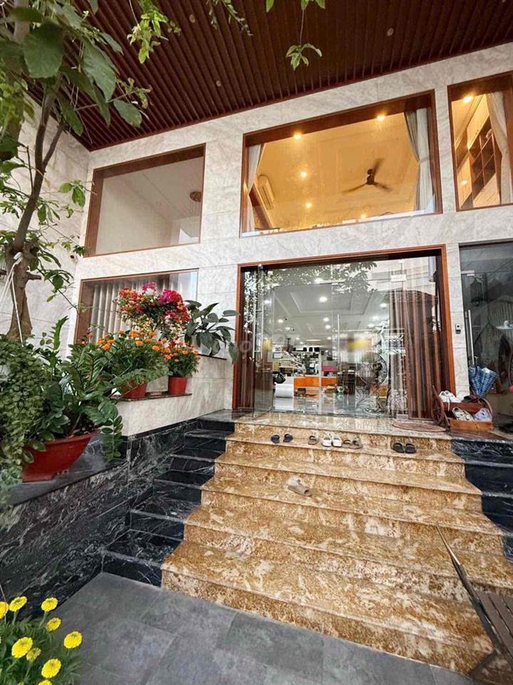 CHO THUÊ NHÀ MỚI 14 PHÒNG FULL NỘI THẤT- THANG MÁY- 120 Triệu