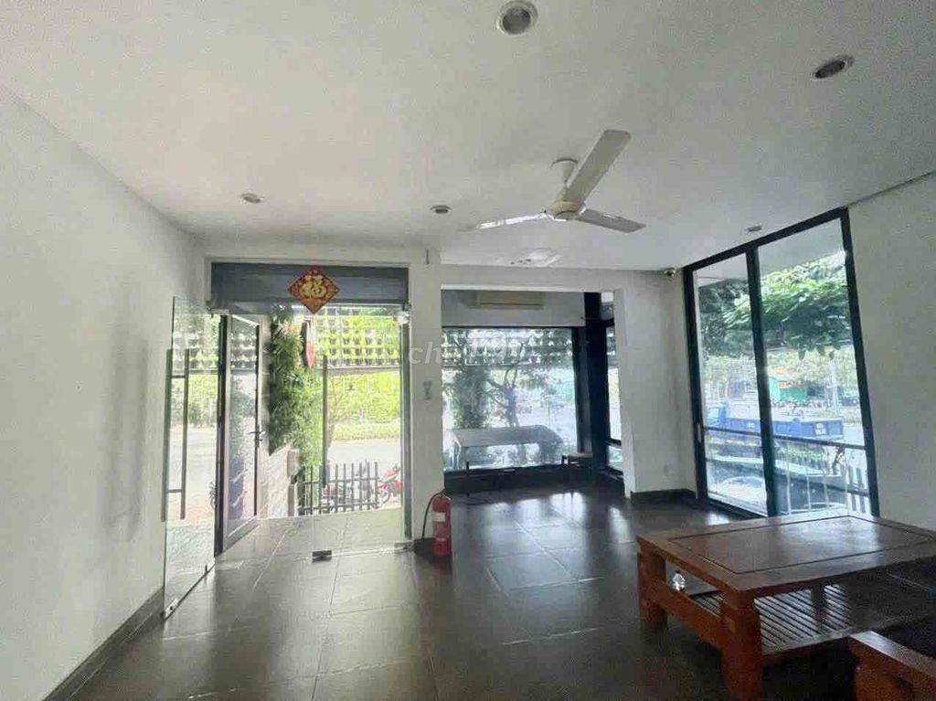 CHO THUÊ CĂN GÓC 2 MẶT TIỀN HIM LAM 980m2 - THANG MÁY- 75 Triệu