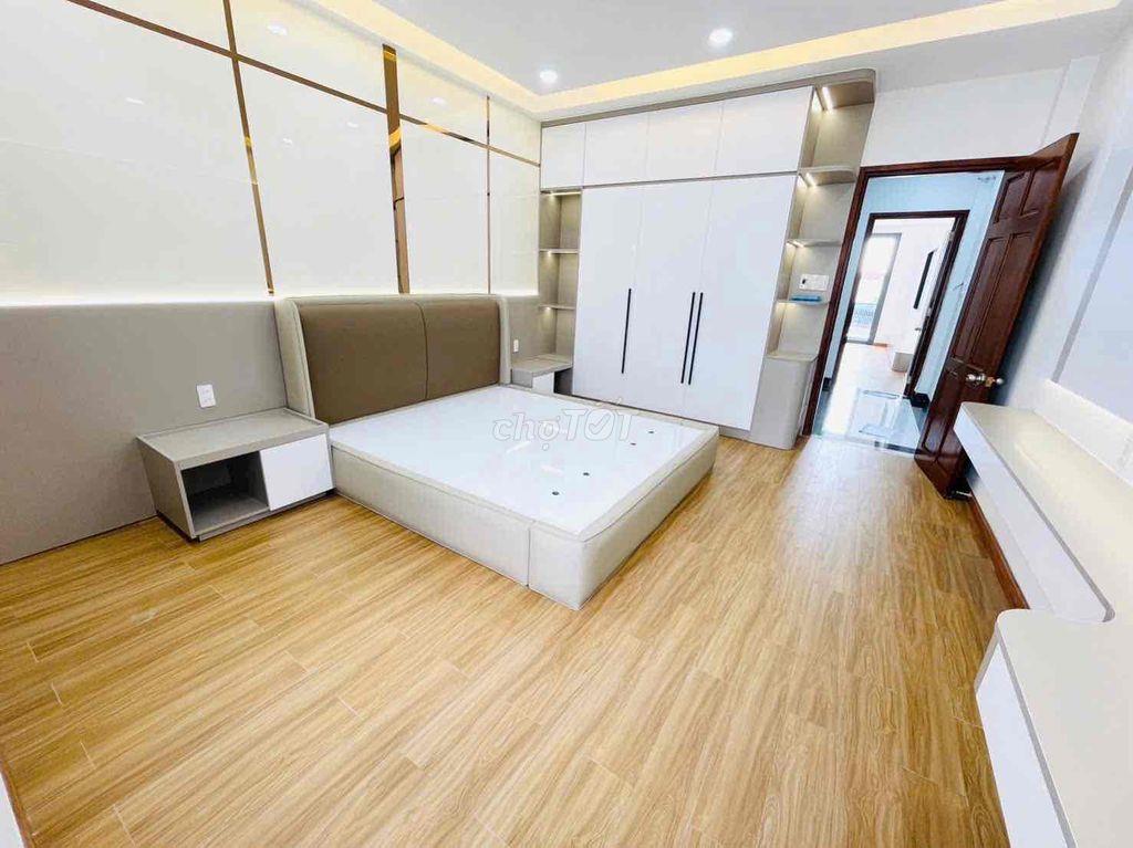 CHO THUÊ NHÀ MỚI 5 PHÒNG NGỦ - THANG MÁY- 40 TRIỆU