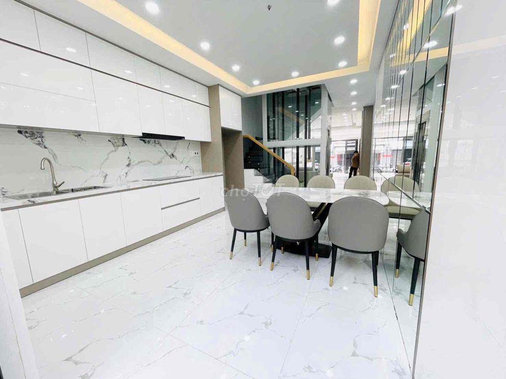 CHO THUÊ NHÀ MỚI 5 PHÒNG NGỦ - THANG MÁY- 40 TRIỆU