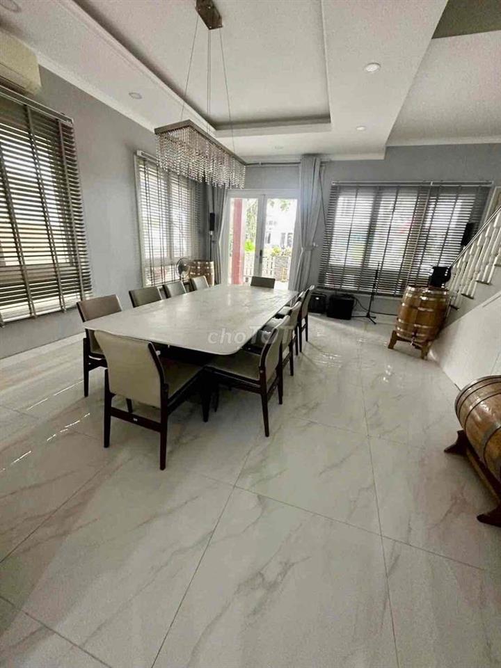 CHO THUÊ BIỆT THỰ 6 PHÒNG NGỦ 35 TRIỆU - FULL NỘI THẤT