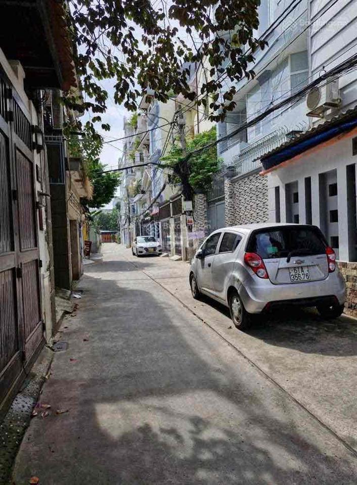 Nhà hẻm 16/36 Đặng Văn Ngữ thông tứ tung, Phú Nhuận, HCM