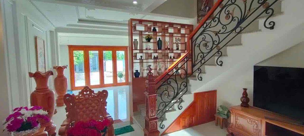 CẦN CHO THUÊ NHÀ Ở FULL NỘI THẤT PHƯỜNG PHÚ MỸ, QUẬN 7