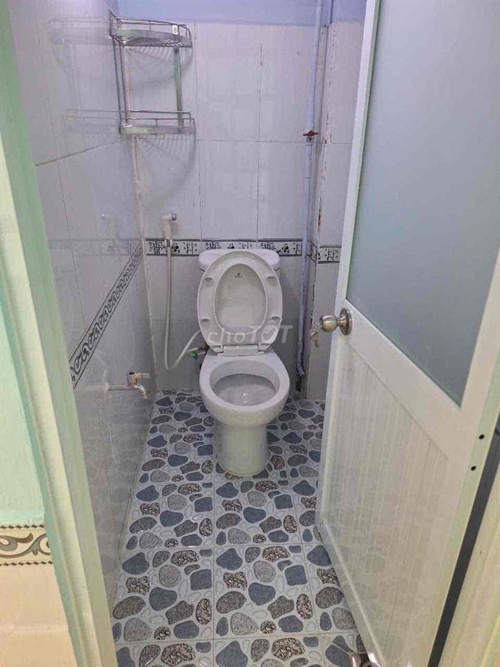 Cần cho thuê nhà hẻm 380 lê Văn Lương