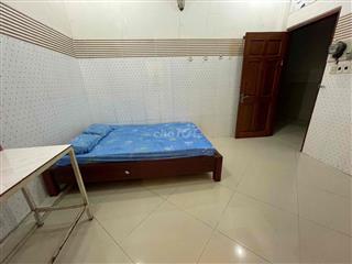 Phòng Full nội thất giá 3.200k, có bảo vệ 24/24