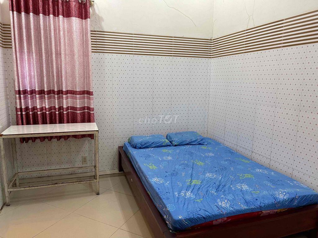 Phòng Full nội thất giá 2.600k, có bảo vệ 24/24