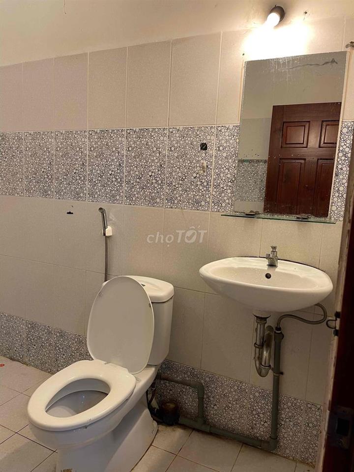 Phòng Full nội thất giá 2.600k, có bảo vệ 24/24