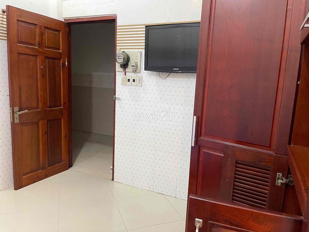 Phòng Full nội thất giá 2.600k, có bảo vệ 24/24