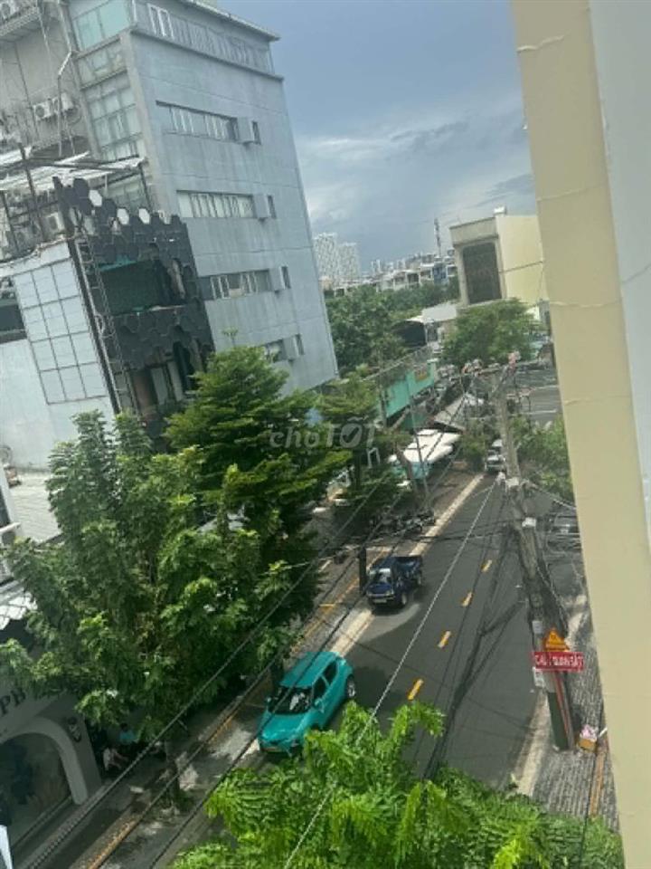 CHO THUÊ PHÒNG CÓ BAN CÔNG GẦN LOTTE Q7 - TDTU, UFM, RMIT