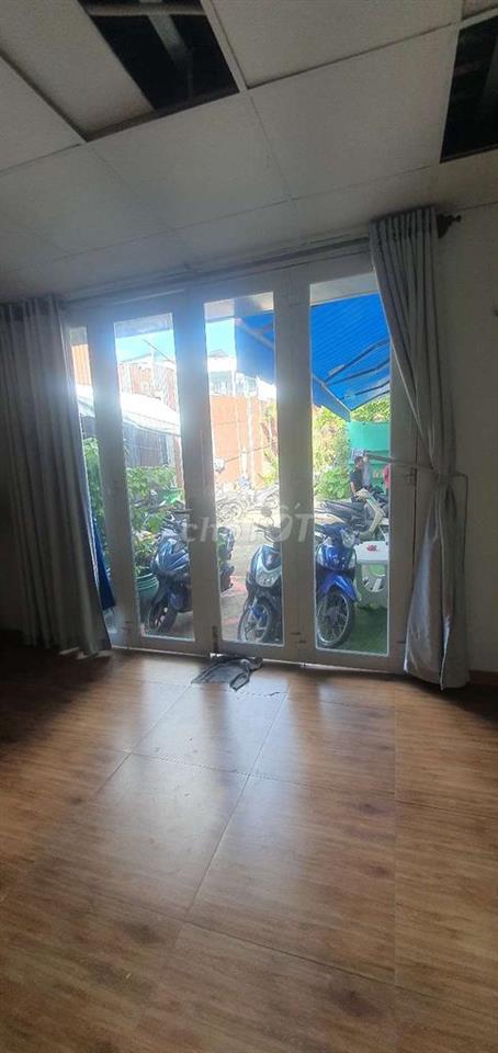 Cho thuê tầng trệt làm văn phòng, mặt bằng kd