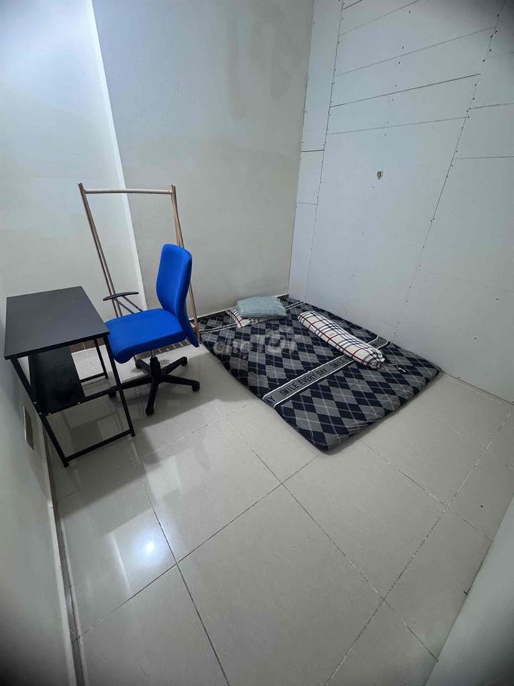 còn *** 1 phòng giá rẻ ở 1 người 1 phòng trong căn hộ chung cư Đứ