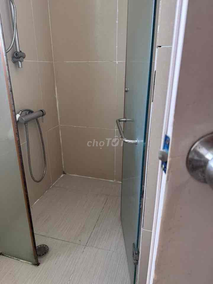 cần cho thuê 1 phòng ngủ riêng trong căn hộ chung cư Đức khải quận 7