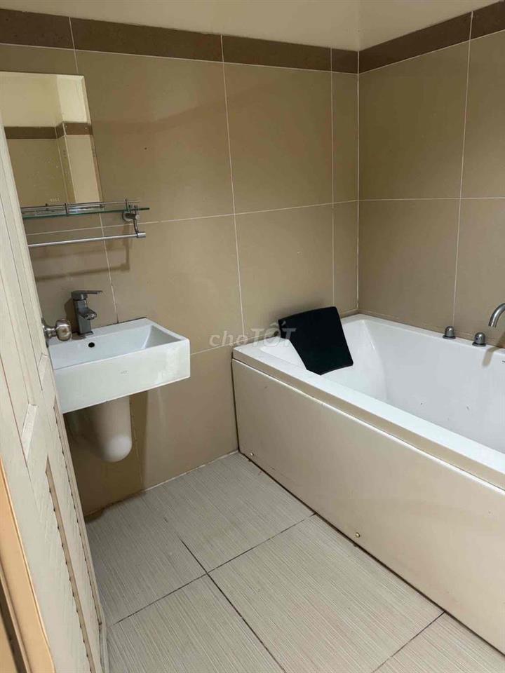 cần cho thuê 1 phòng ngủ riêng full nội thất quận 7