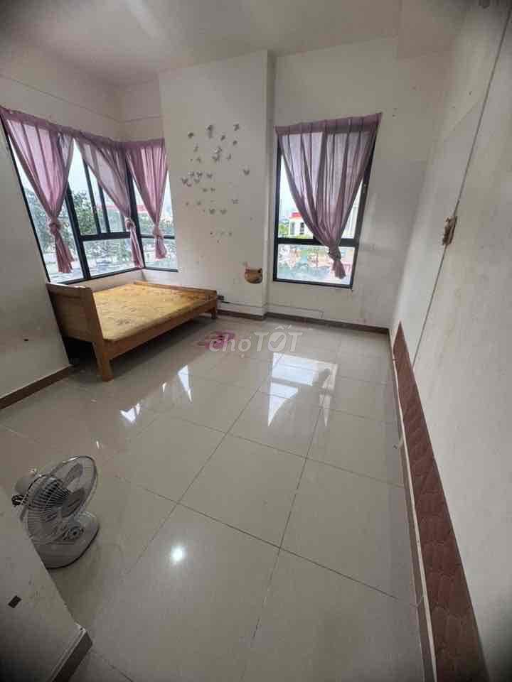 cần cho thuê 1 vài phòng ngủ riêng trong căn hộ chung cư Đức khải Q7