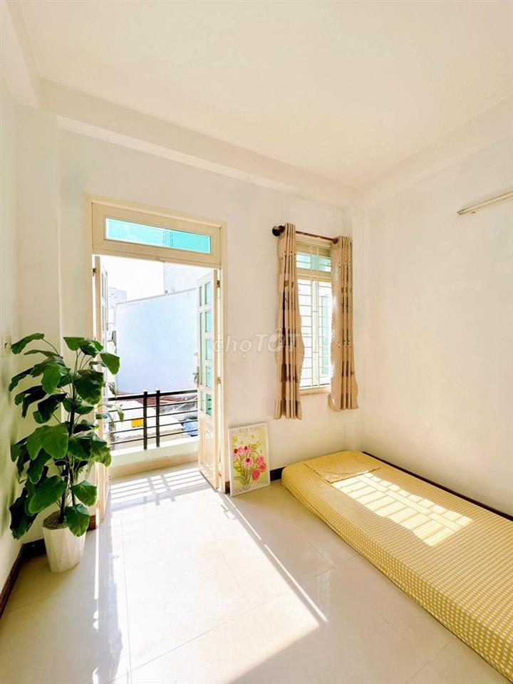Duplex gác rộng đẹp