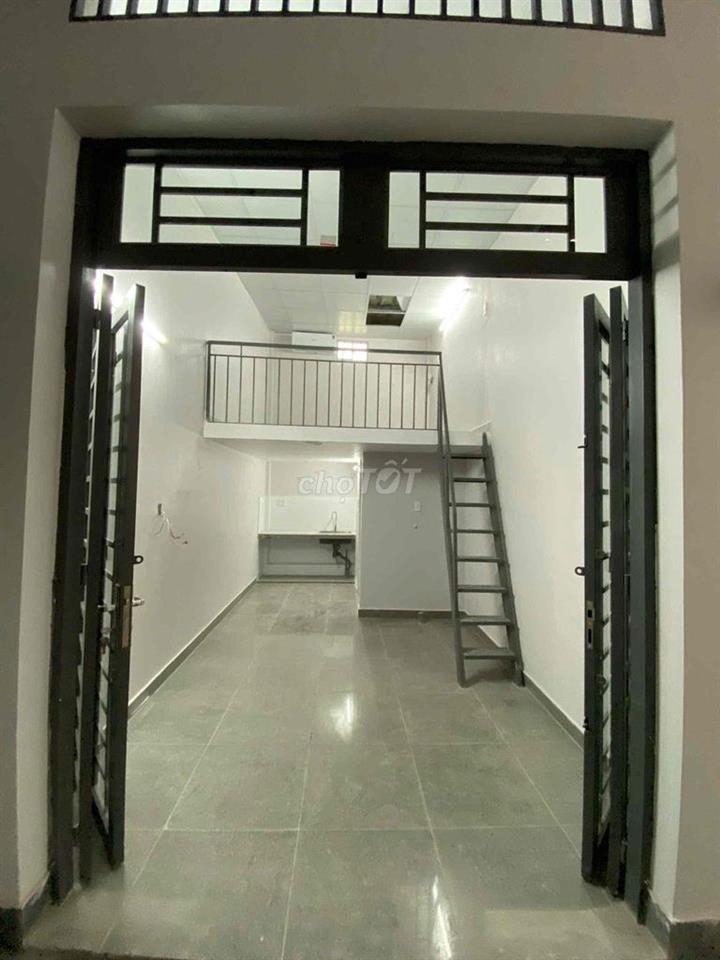 TRỐNG DÃY PHÒNG TO - CÓ SẴN NỘI THẤT PHÙ HỢP GIA ĐÌNH NHÓM BẠN