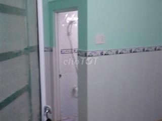 Miễn phí dịch vụ phòng trọ Quận 7 không gác rộng 20m2