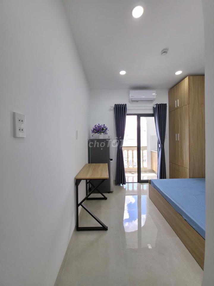 Chính chủ | Phòng mới- Ban Công, Tách Bếp,gần ĐH CMC, KCX Tân Thuận Q7