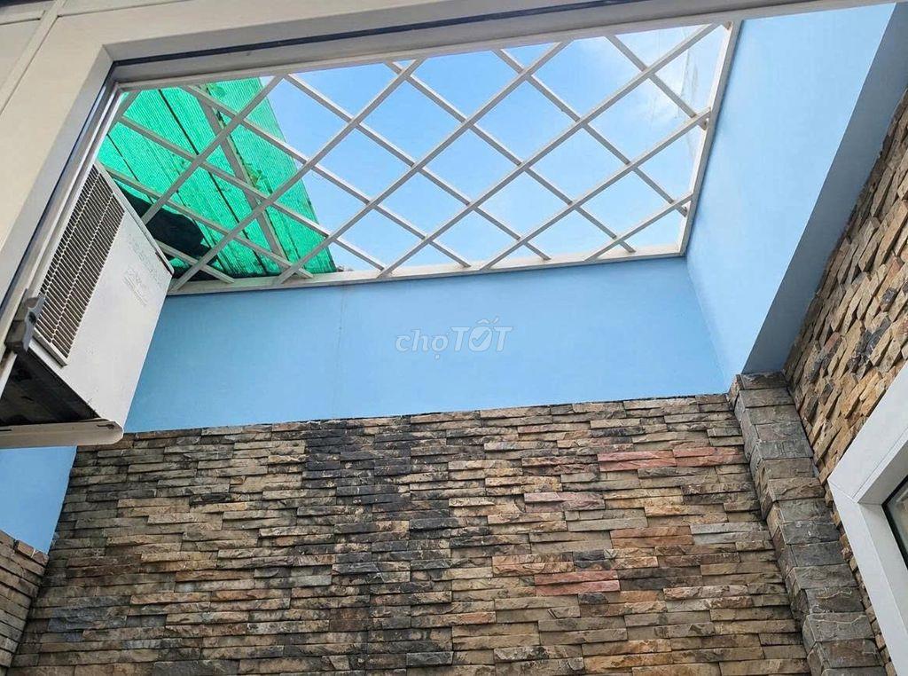 Phòng tầng trệt, có giếng trời thông thoáng- khu Tân Quy Quận 7