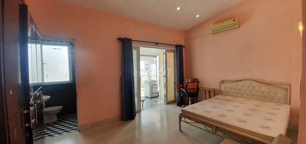 CHO THUÊ PHÒNG FULL NỘI THẤT TRONG VILLA SÂN VƯỜN Q7