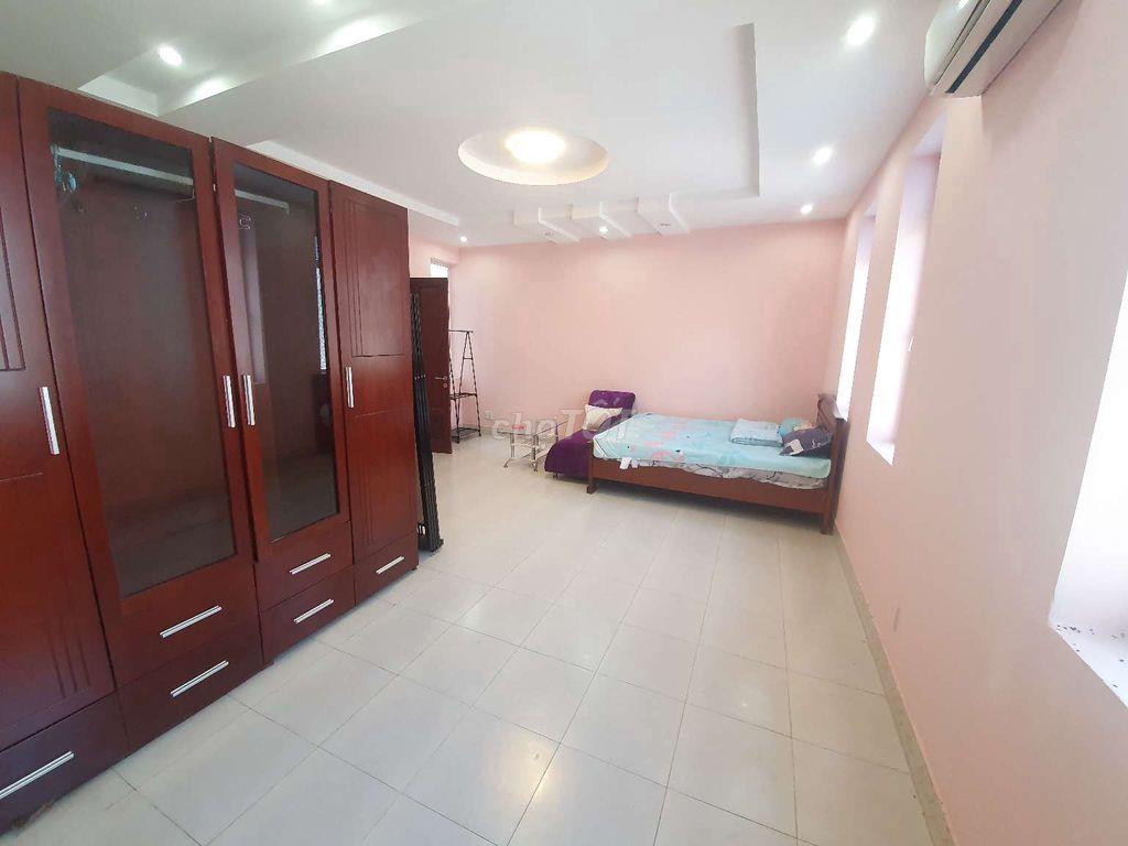 CHO THUÊ PHÒNG FULL NỘI THẤT TRONG VILLA SÂN VƯỜN Q7