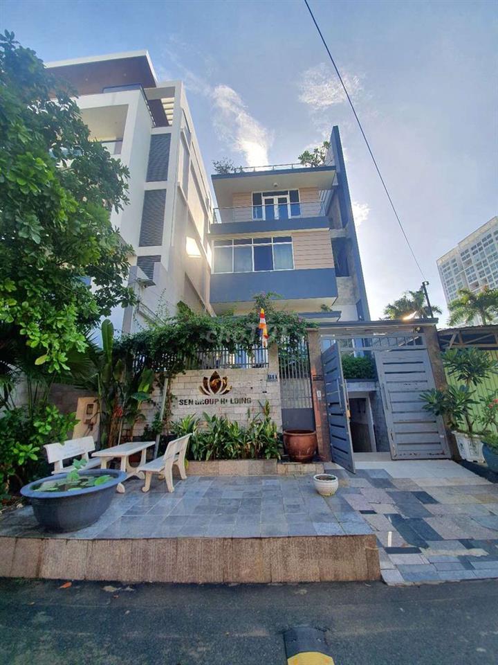 CHO THUÊ PHÒNG FULL NỘI THẤT TRONG VILLA SÂN VƯỜN Q7