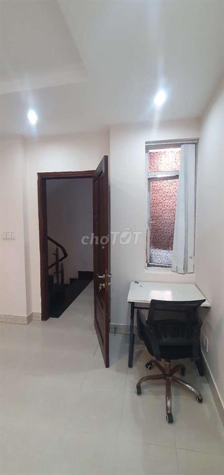 CHO THUÊ PHÒNG FULL NỘI THẤT TRONG VILLA SÂN VƯỜN Q7