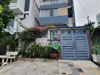 CHO THUÊ TẦNG TRỆT 250M2 TRONG VILLA SÂN VƯỜN Q7