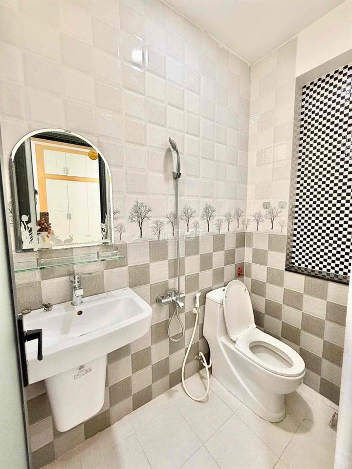 CHO THUÊ CĂN HỘ DỊCH VỤ CAO CẤP - FULL NỘI THẤT - GIỜ GIẤC TỰ DO Q7