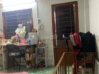 Tìm bạn nữ ở ghép