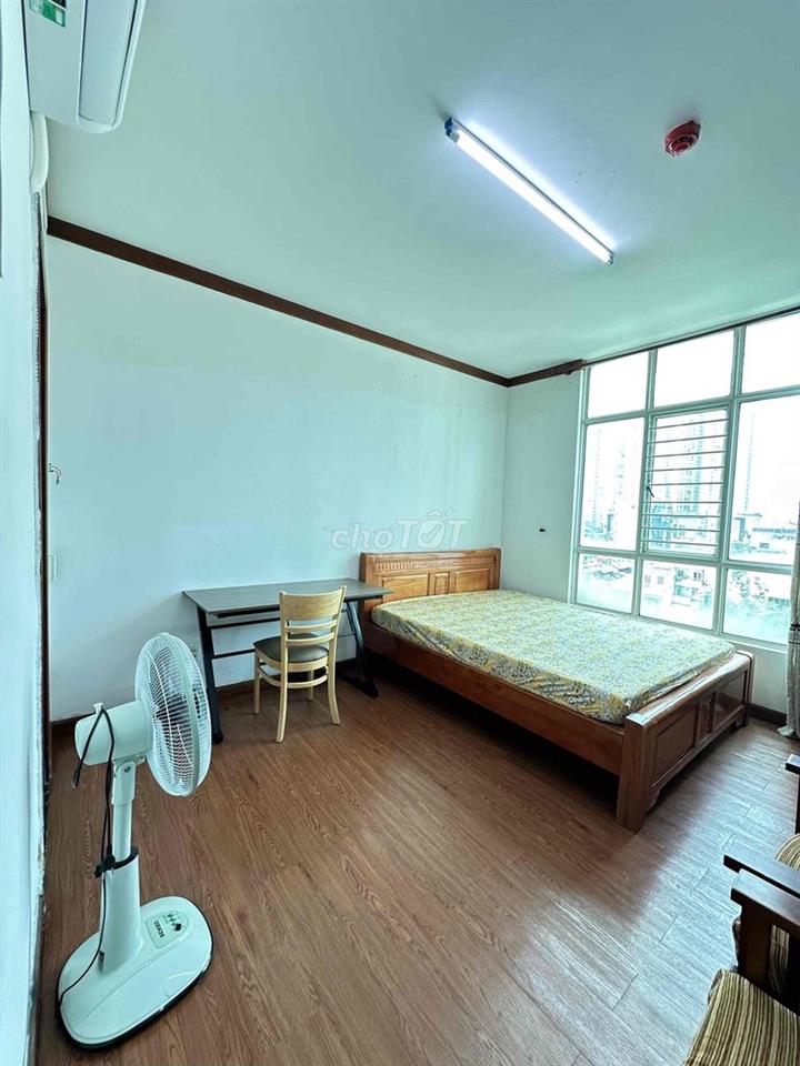 CHO THUÊ PHÒNG cách RMIT và TÔN ĐỨC THẮNG 5p