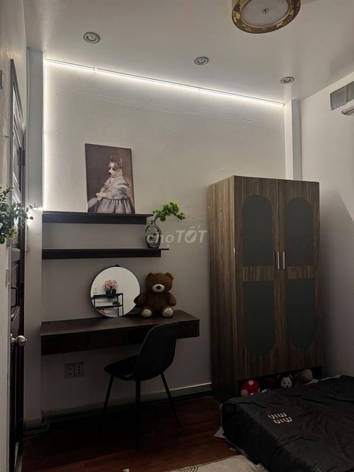 Studio Hoàng Hoa Thám, Tân Bình - Ở được 3 người , Chỉ 3.7 Triệu/Tháng