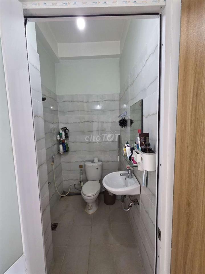 Nhượng phòng Q7 - Khu dân cư ven sông Sadeco