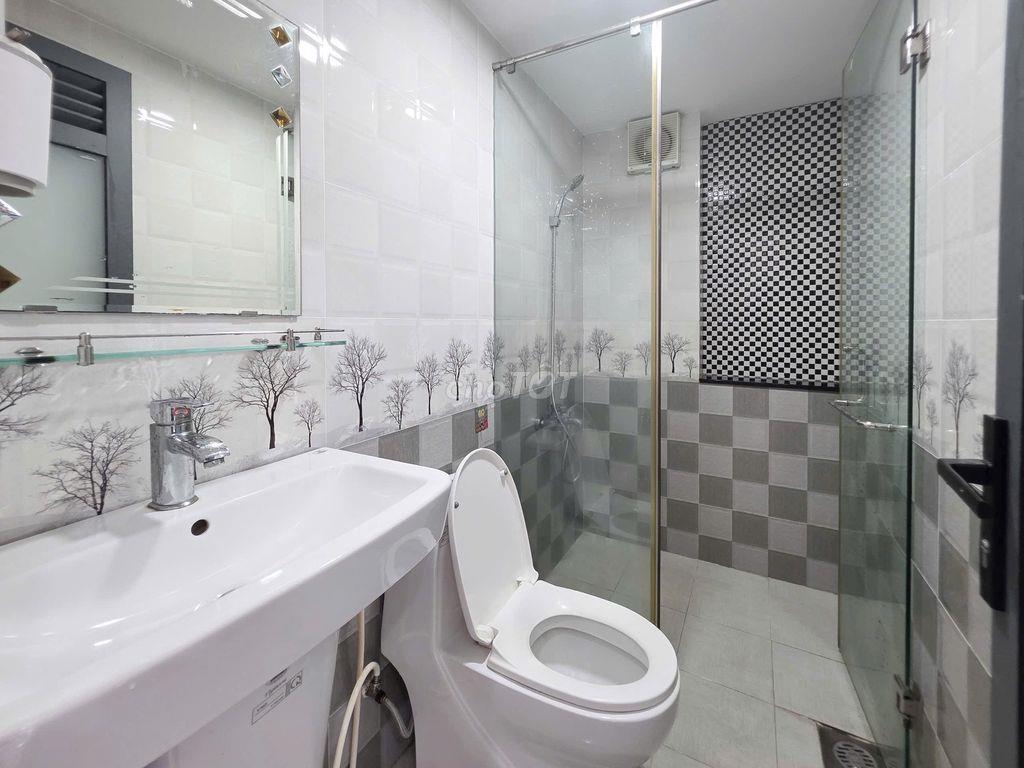 Chính chủ cho Thuê phòng CHDV hẽm xe hơi 502 Huỳnh Tấn Phát. Quận 7