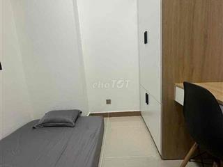 phòng 2tr3 full NT, cách PMH 5 phút đi xe , hồ bơi, công viên