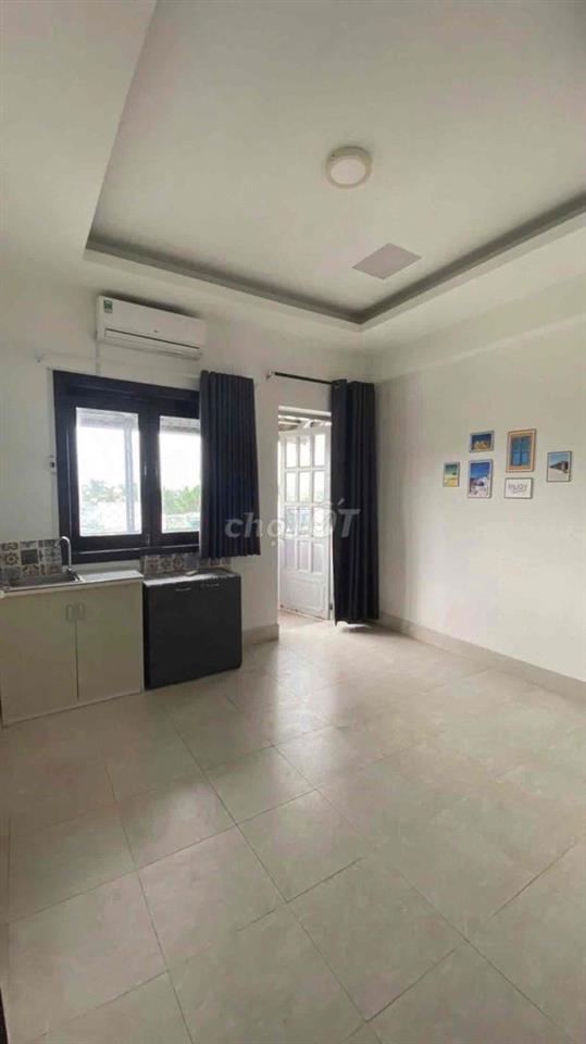 Phòng trọ full nội thất, ban công q7