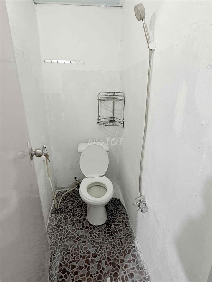 cho thuê phòng trệt nguyễn văn quỳ q7