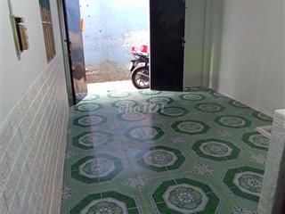 Cho thuê nhà trọ trệt + gác suốt gần nhà thi đấu đa năng q7