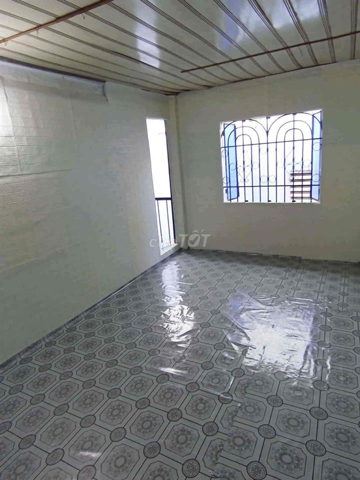 Cho thuê nhà trọ trệt + gác suốt gần nhà thi đấu đa năng q7
